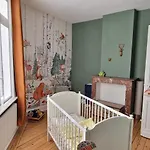 Maison Centre, Emplacement Ideal, Calme, 4 Chambres, 6 Personnes Et Bebe דירה *