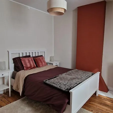 Apartamento Maison Centre, Emplacement Ideal, Calme, 4 Chambres, 6 Personnes Et Bebe Béthune