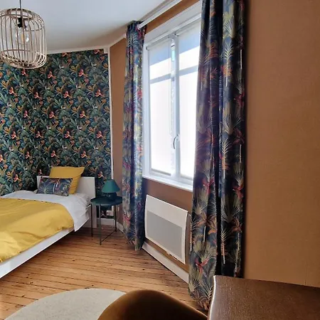Au Prés Du Centre Et Du Beffroi, Maison Cosy, 4 Dont 1 D'enfant
