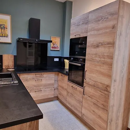 Maison Centre, Emplacement Ideal, Calme, 4 Chambres, 6 Personnes Et Bebe شقة بوتون