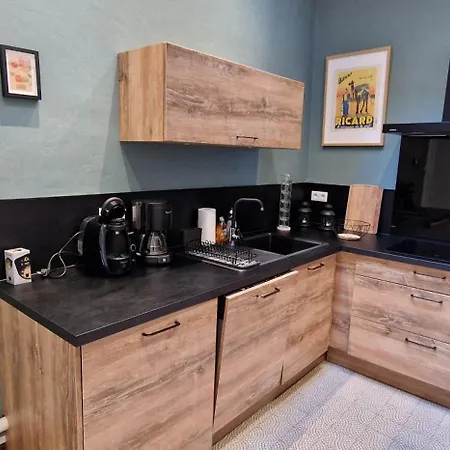 Maison Centre, Emplacement Ideal, Calme, 4 Chambres, 6 Personnes Et Bebe Béthune